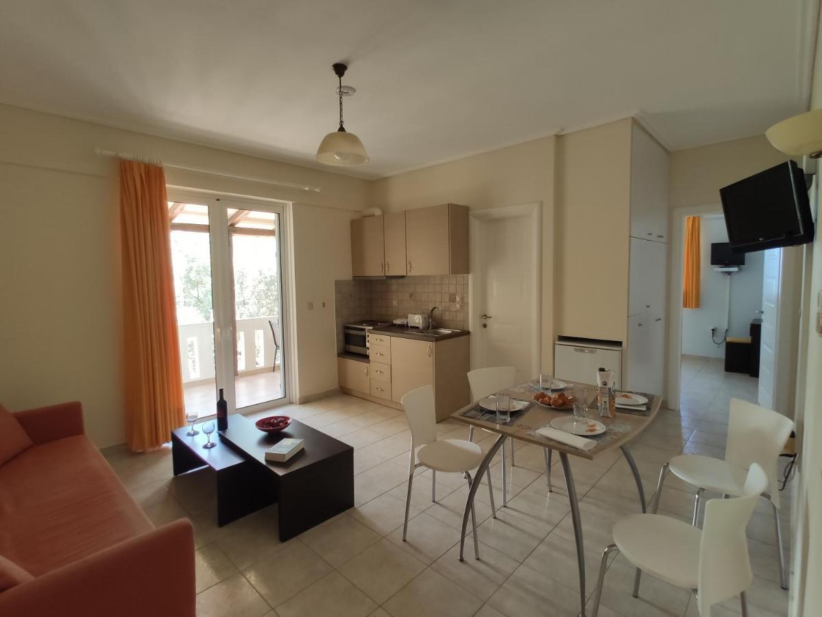 Irida Apartment Apolpaina Exterior photo