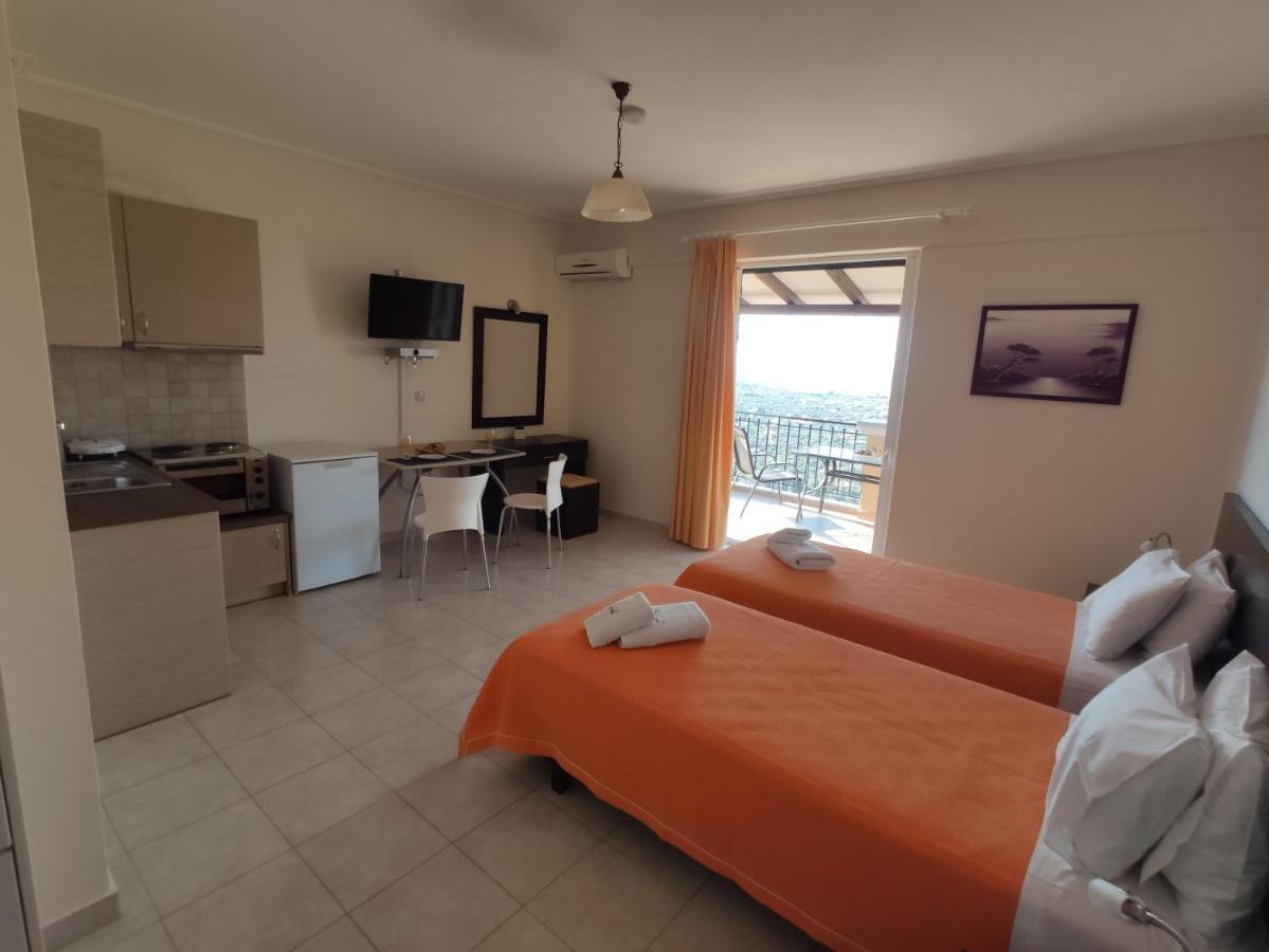 Irida Apartment Apolpaina Exterior photo