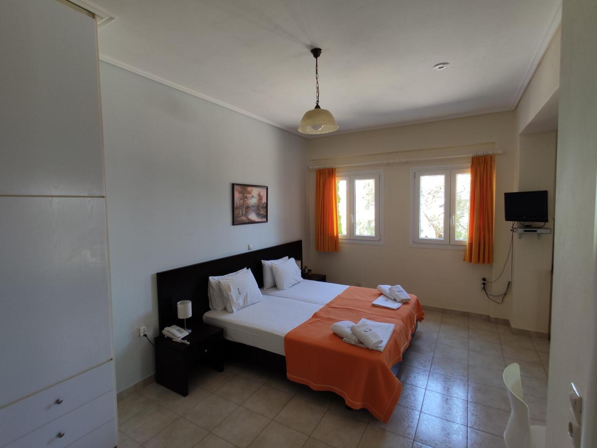 Irida Apartment Apolpaina Room photo